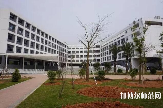 深圳師范大學(xué)西麗校區(qū)招生辦聯(lián)系電話