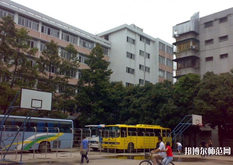 汕頭職業(yè)技術師范學院金園校區(qū)宿舍條件