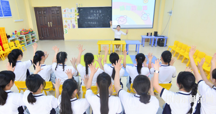 成都五月花幼兒師范高級(jí)技工學(xué)校怎么樣、好不好