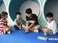 浙江男生上什么幼師學校比較好