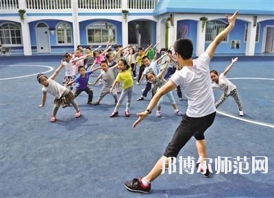 寶雞2020年男生在幼師學(xué)校學(xué)什么好