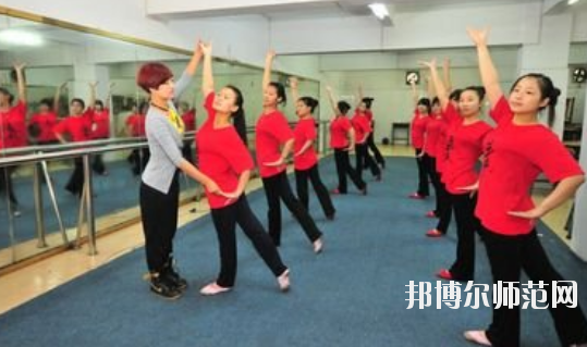 金昌2020年女生讀幼師學(xué)校學(xué)什么好