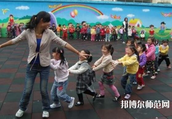 重慶2021年初中生讀幼師學校怎么樣