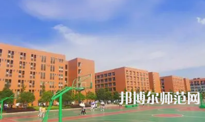 2023年懷化師范高等?？茖W(xué)校是民辦大學(xué)還是公辦