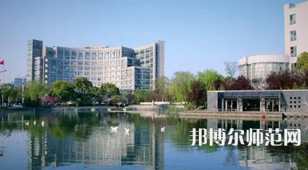 2023年杭州師范大學(xué)錢(qián)江學(xué)院是民辦大學(xué)還是公辦