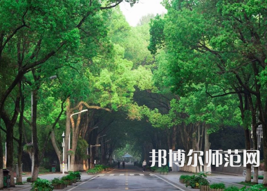 2023年華中師范大學(xué)報名條件、招生對象