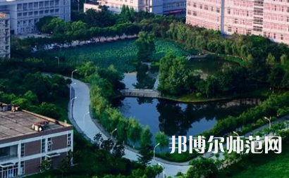 2023年重慶師范大學(xué)涉外商貿(mào)學(xué)院戲劇影視美術(shù)設(shè)計(jì)專(zhuān)業(yè)介紹